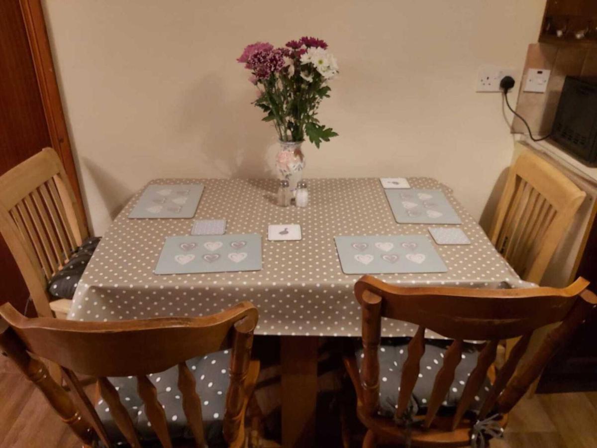 Lovely 2-Bed Cottage At The Foot Of The Mournes Newry Exterior foto